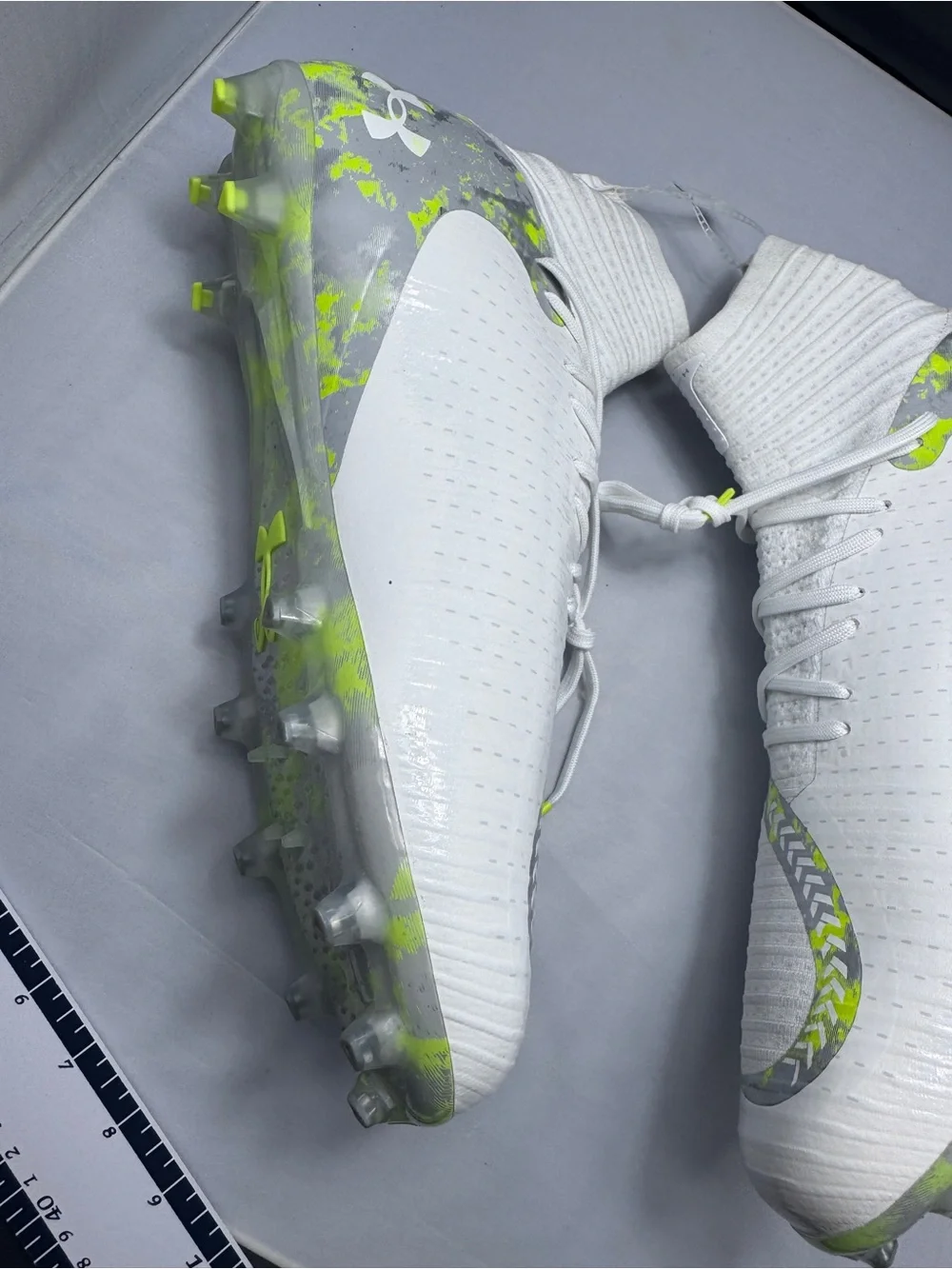 Under Armour IntelliKnit Football Cleats Men’s 16 White Neon Green High Top